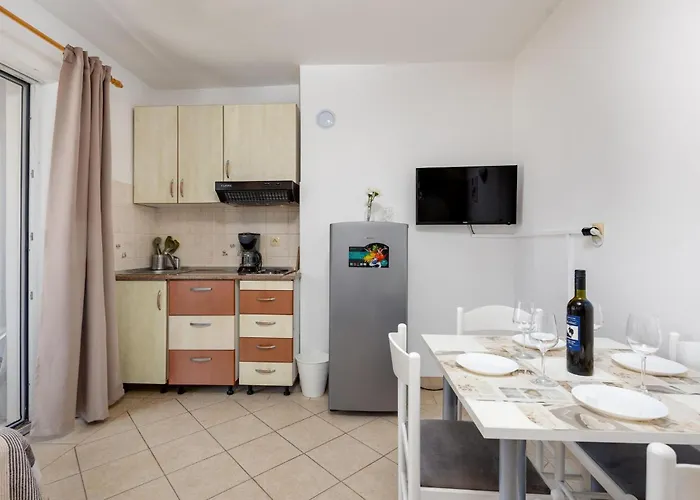 公寓 1 Bedroom Nice In Gabonjin