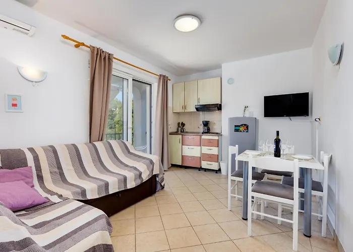 Апартаменты 1 Bedroom Nice In