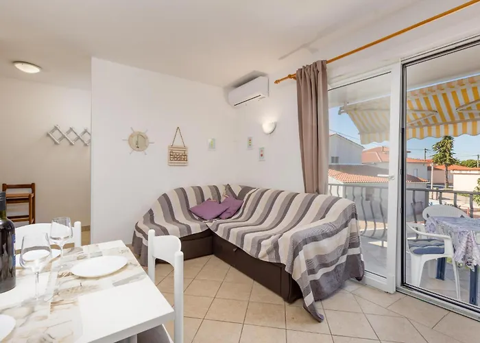 1 Bedroom Nice In