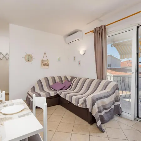 1 Bedroom Nice In